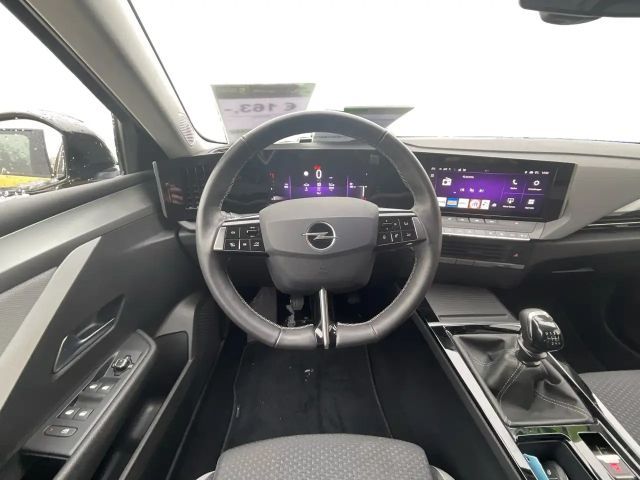 Opel Astra 1.2 Turbo Enjoy Turbo