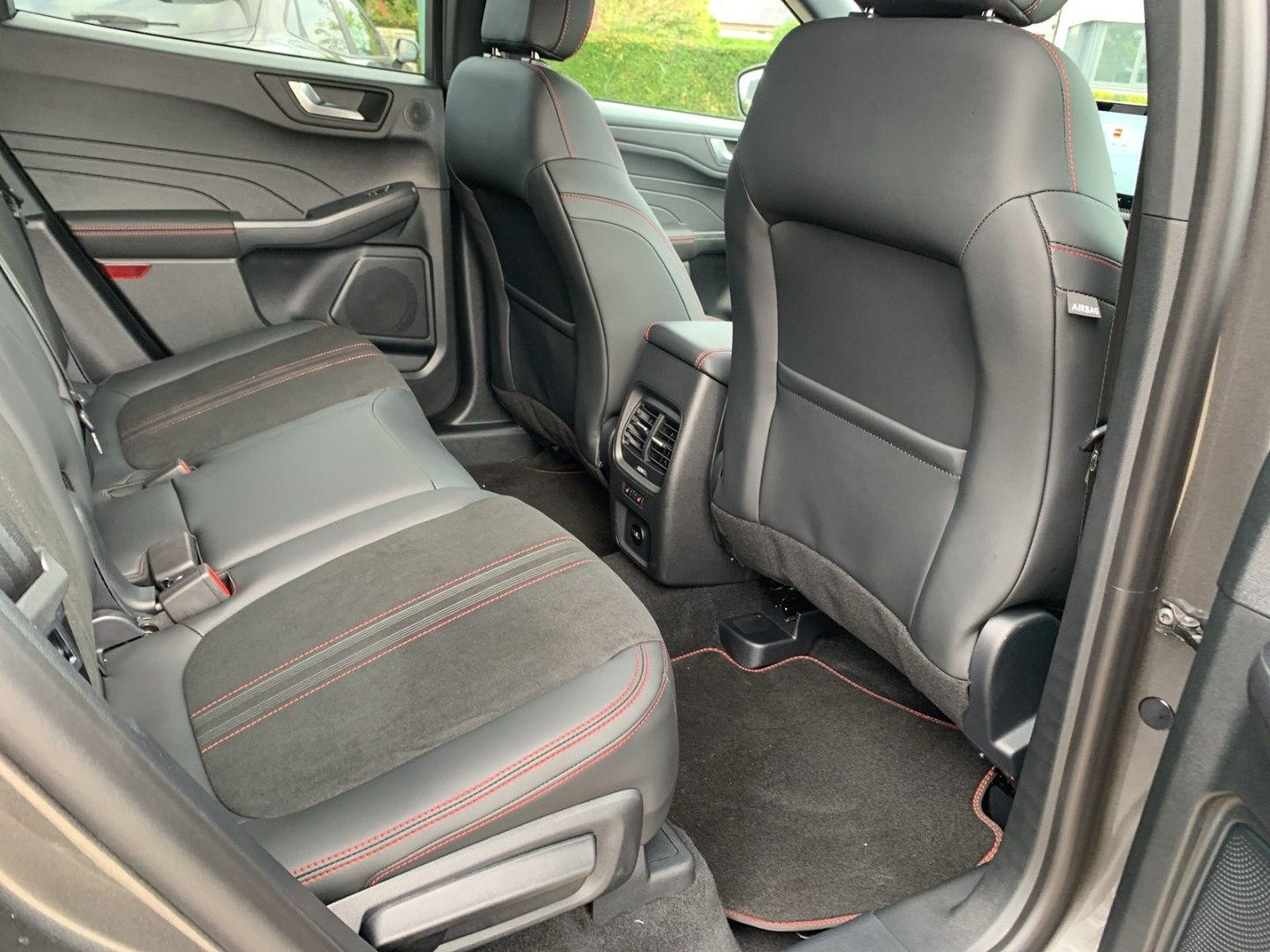 Ford Kuga Hybrid Plug in Hybrid ST Line X