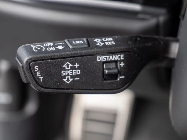 Audi S8 TFSI MATRIX PANO STANDHZ TV B&O