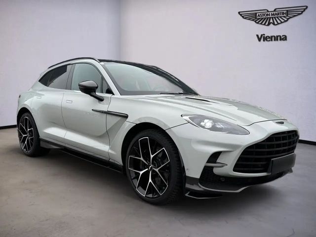 Aston Martin DBX DBX707 Facelift / Full Carbon Fibre / B&W
