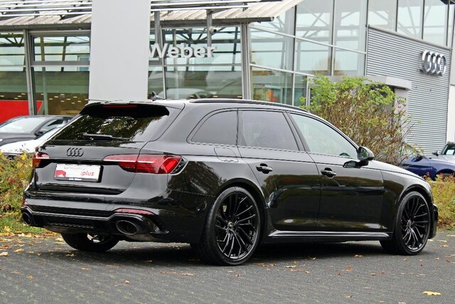Audi RS4 Avant Quattro