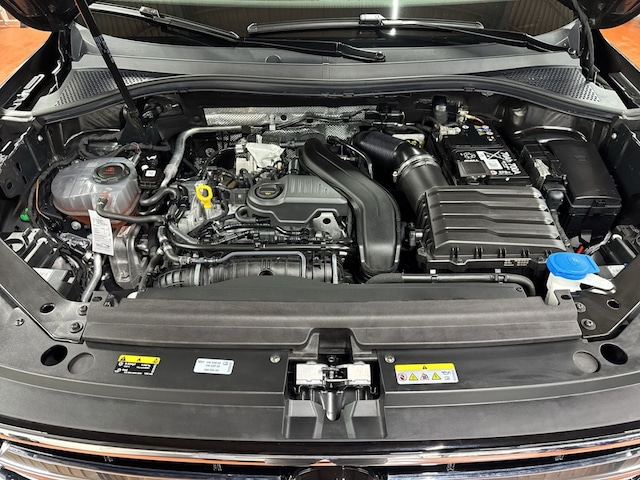 Volkswagen Tiguan 1.5 TSI DSG R-Line