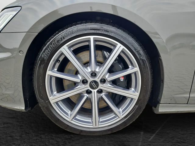 Audi S6 Avant Quattro