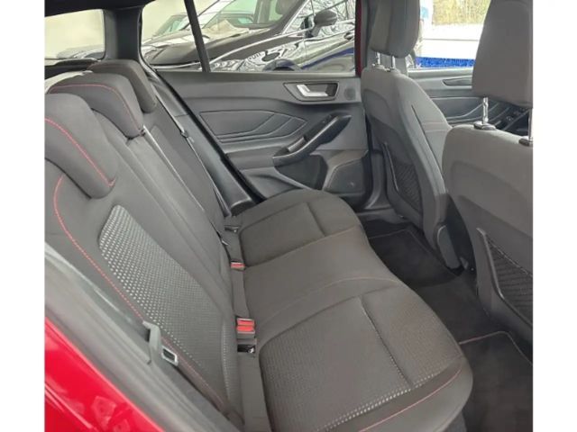 Ford Focus EcoBoost ST Line Wagon