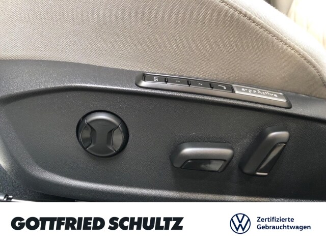 Volkswagen Golf DSG Golf VIII Life Variant