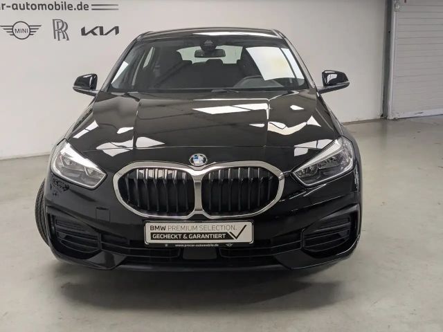 BMW 118 118i Sedan