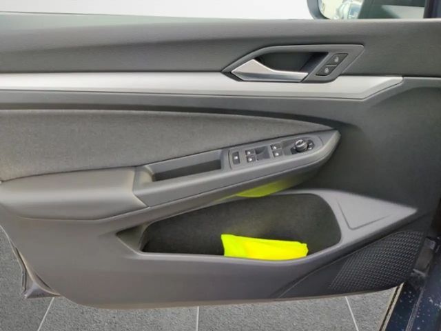 Volkswagen Golf DSG Life Variant