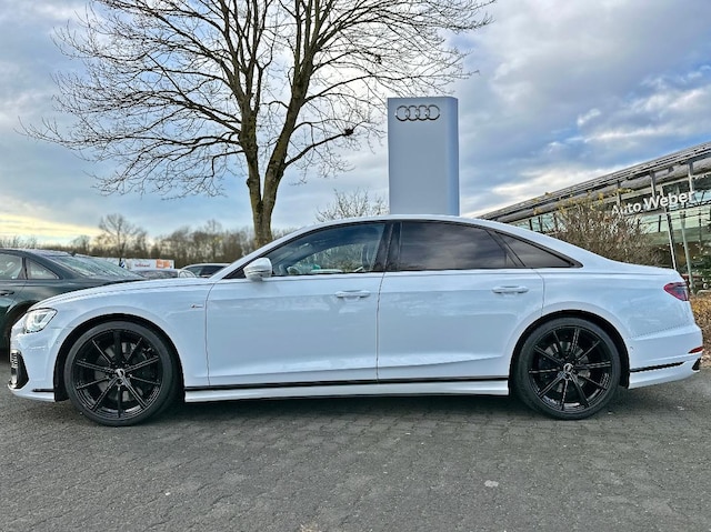 Audi A8 60 TFSI Quattro