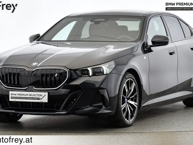 BMW i5 Sedan