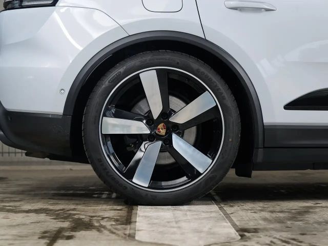 Porsche Macan 4