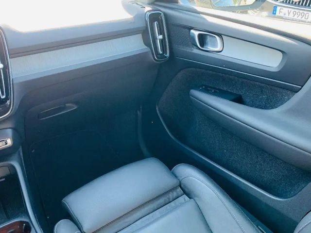 Volvo XC40 B3 B Aut Leder Navi BLIS ACC PILOT 360° Pix