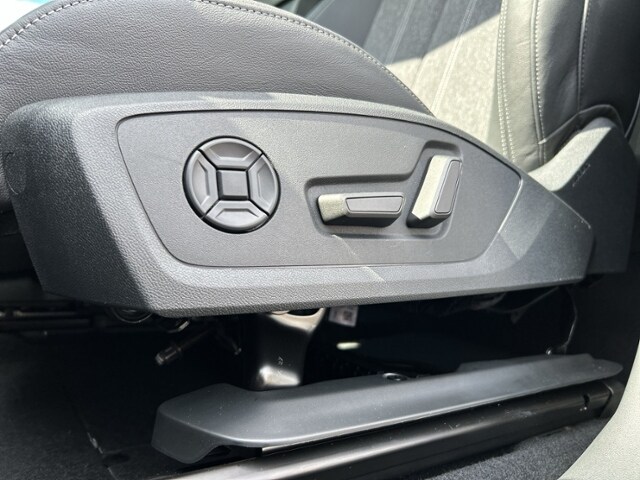 Audi Q6 e-tron SUV e-tron Audi Q6 SUV e-tron