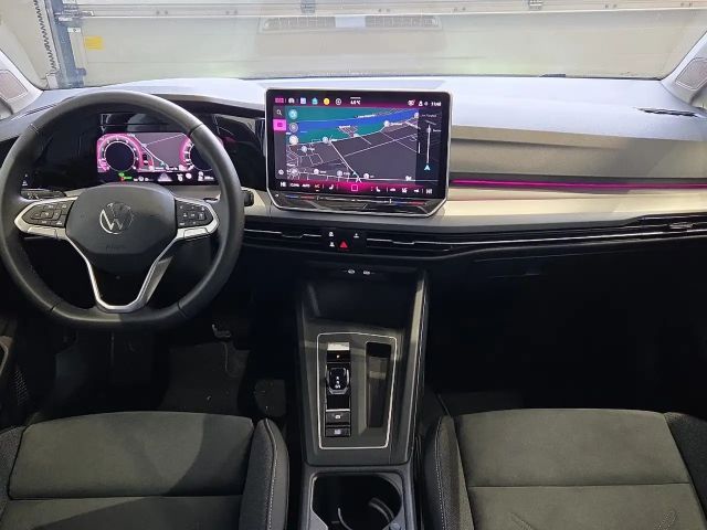 Volkswagen Golf DSG Life