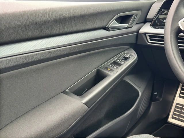 Volkswagen Golf 1.5 TSI Golf VIII