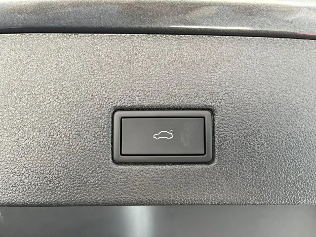 Volkswagen T-Roc 1.5 TSI DSG R-Line