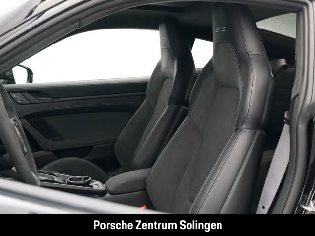 Porsche 992 Carrera Coupé GTS