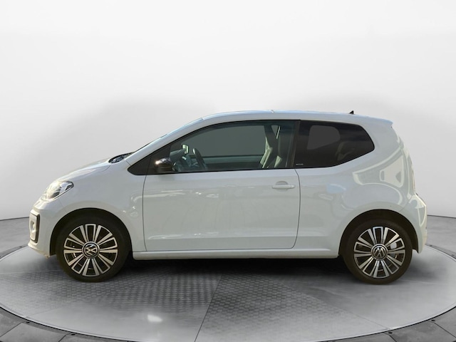 Volkswagen up! Active