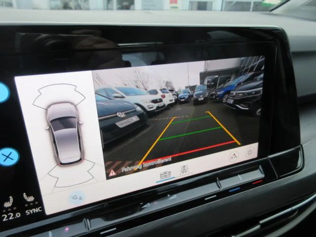 Volkswagen Golf 1.5 eTSI DSG Style