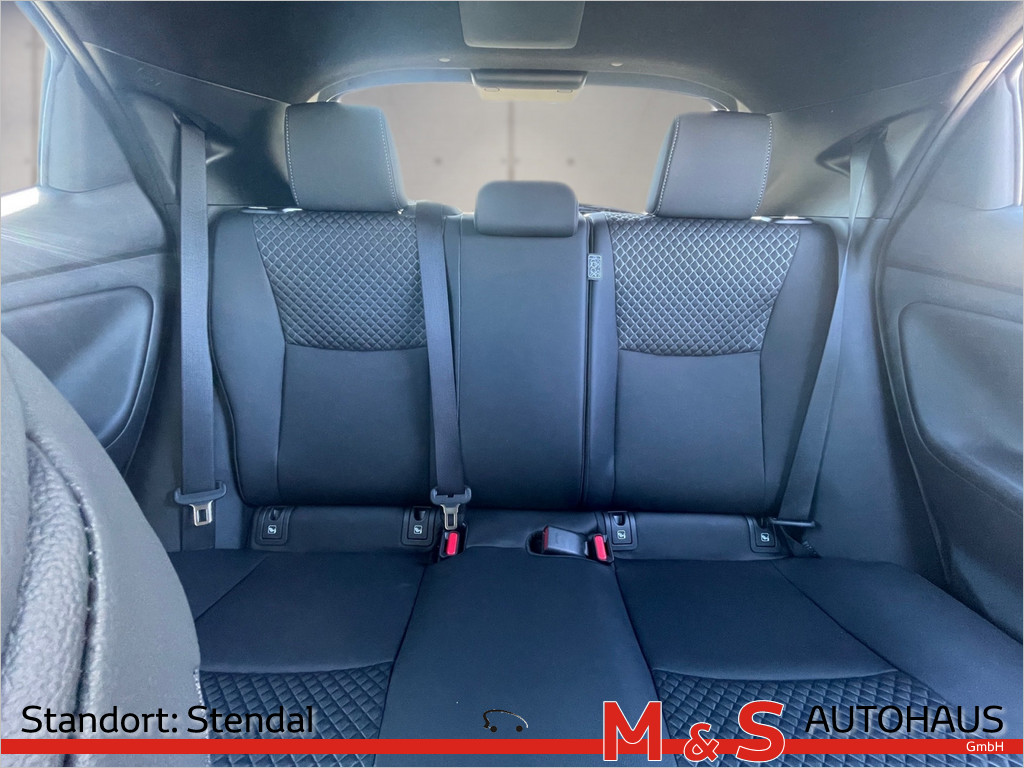 Toyota Yaris 5-deurs Plus Style