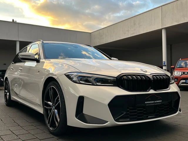 BMW 330 330d M-Sport Touring xDrive