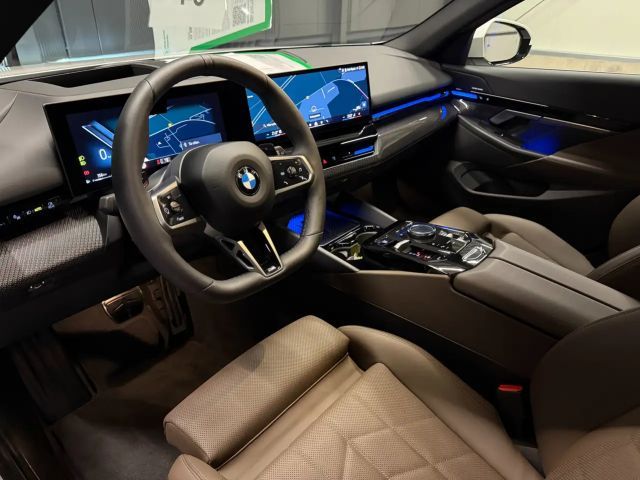 BMW 520 520d M-Sport Touring