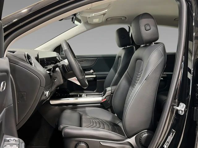 Mercedes-Benz GLA 200 Progressive