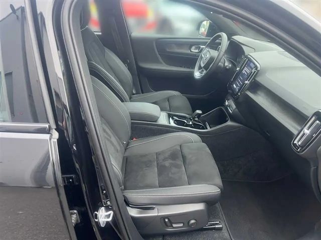 Volvo XC40 Core Recharge Ultimate