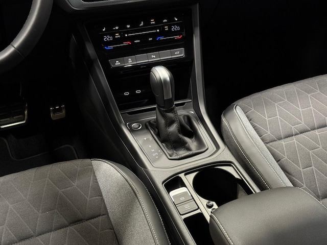 Volkswagen Touran 1.5 TSI DSG