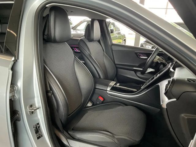 Mercedes-Benz C 180 AVANTGARDE Estate