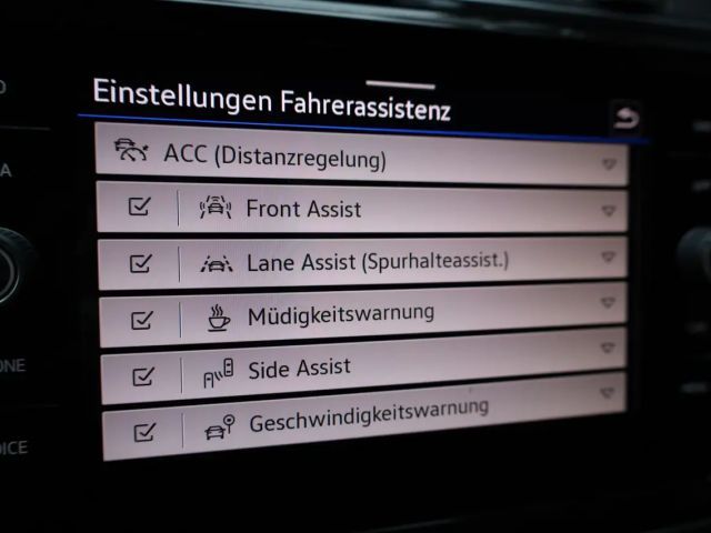 Volkswagen Touran 1.5 TSI Comfortline