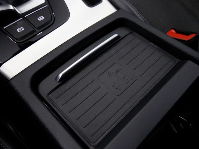 Audi Q5 Quattro S-Line Sportback