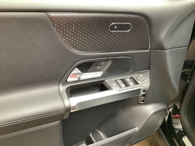 Mercedes-Benz GLB 200 GLB 200 d