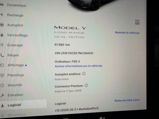 Tesla Model Y AWD Long Range