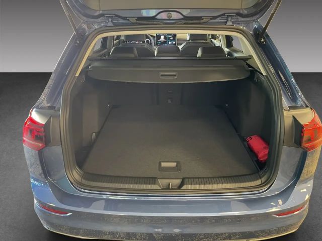 Volkswagen Golf 1.5 eTSI DSG Variant