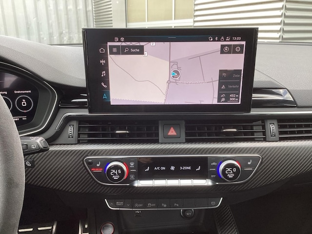 Audi RS4 Avant Quattro