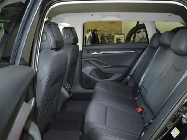 Skoda Superb 2.0 TDI Combi Selection