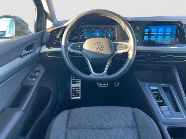 Volkswagen Golf DSG Life