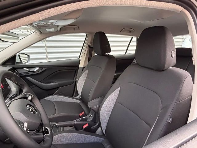 Skoda Scala Essence TSI