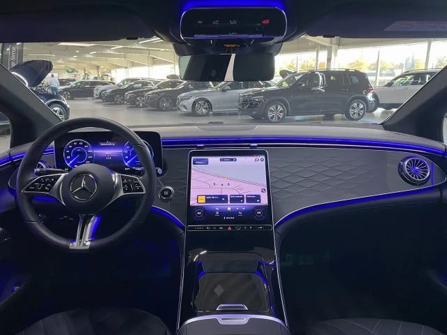 Mercedes-Benz EQE 300 Sedan