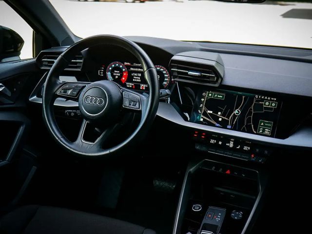 Audi A3 30 TFSI S-Tronic Sedan