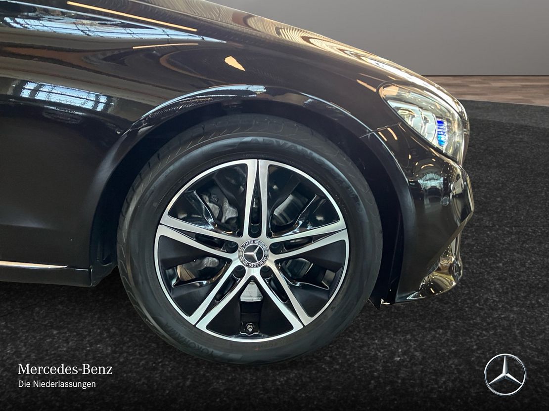 Mercedes-Benz C 300 Sedan