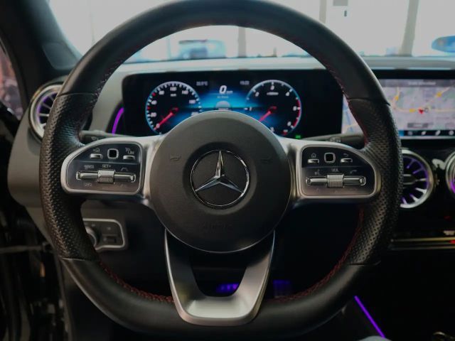 Mercedes-Benz GLB 220 AMG Line GLB 220 d