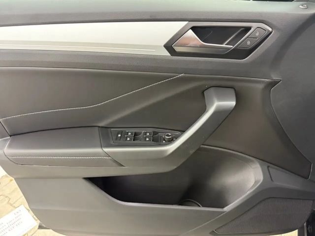 Volkswagen T-Roc DSG