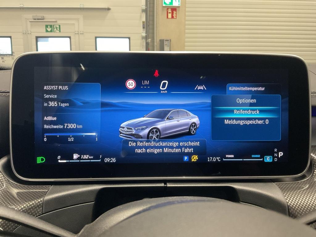 Mercedes-Benz C 220 AMG Line C 220 d Sedan