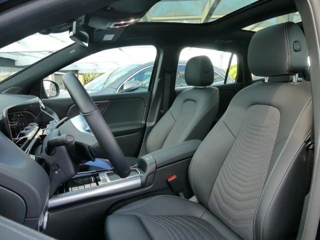 Mercedes-Benz GLA 200 Progressive