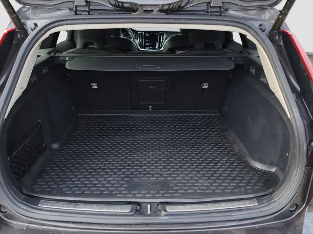 Volvo V60 Cross Country AWD Ultimate