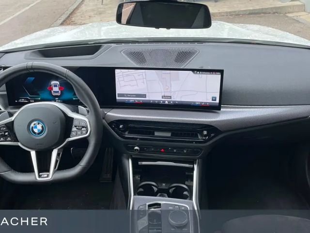 BMW 330 330e M-Sport Touring