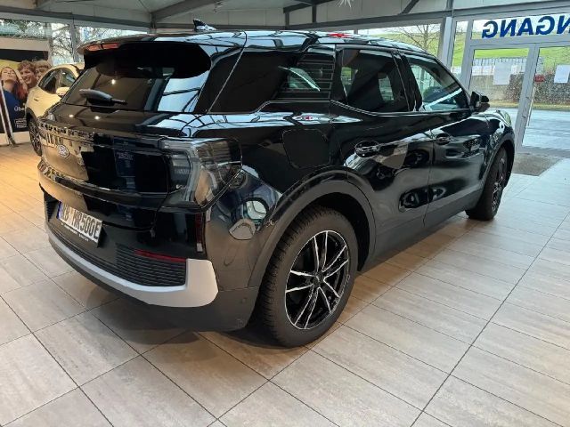 Ford Explorer Premium RWD