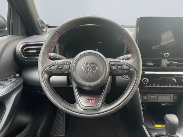 Toyota Yaris Cross GR Hybride