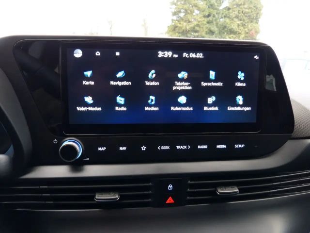 Hyundai i20 NAVI SHZ LHZ APPLE ALU KAMERA